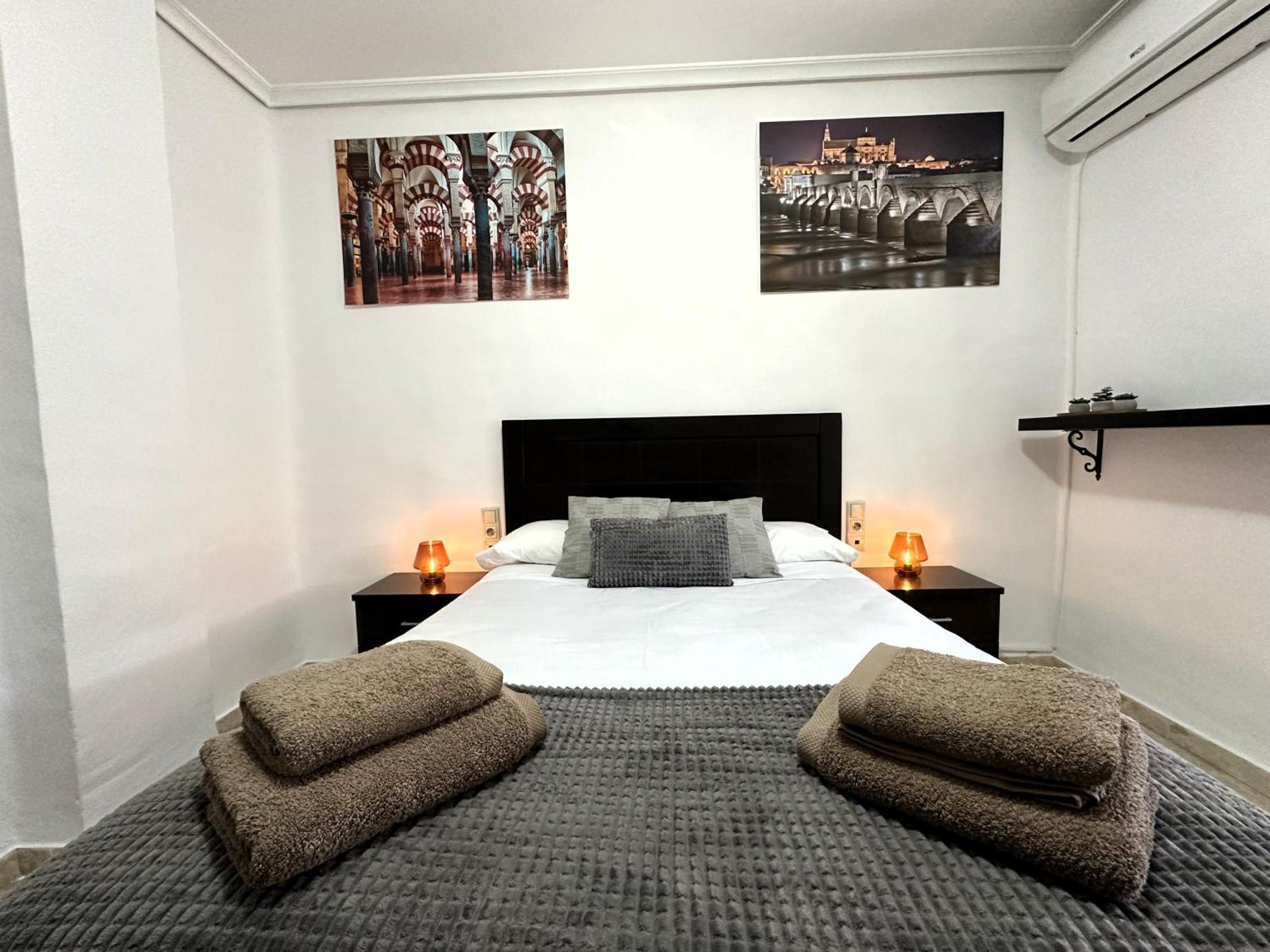 קורדובה Apartamento Polvora, Junto Al Puente Romano מראה חיצוני תמונה