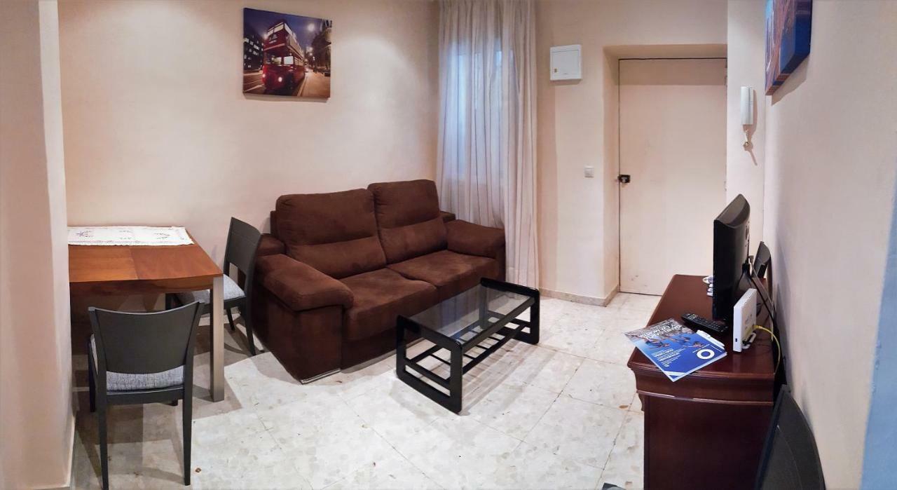 קורדובה Apartamento Polvora, Junto Al Puente Romano מראה חיצוני תמונה